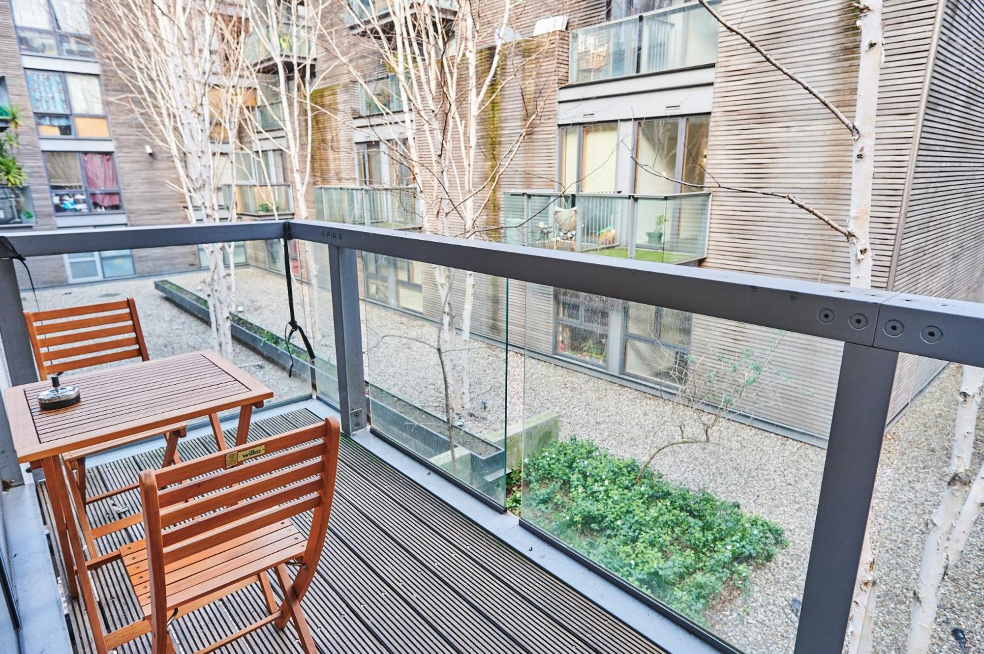 Bright 2 Bedroom Flat In Old Street With Balcony Λονδίνο Εξωτερικό φωτογραφία
